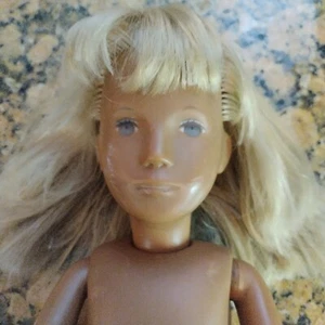 Vintage Sasha Puppe blonder Kopf Seitenteil blaue Augen guter Zustand muss gereinigt werden - Bild 1 von 10