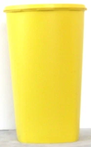TUPPERWARE 10.5" tall SNACKEEPER CANISTER 1222 Yellow w. 6.5" Instant SEAL 808 - Picture 1 of 5
