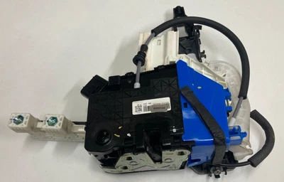 2016-2018 KIA SPORTAGE MK4 OSF DRIVERSIDE FRONT DOOR LOCK MECHANISM 81320-F1110 - Image 1 of 3