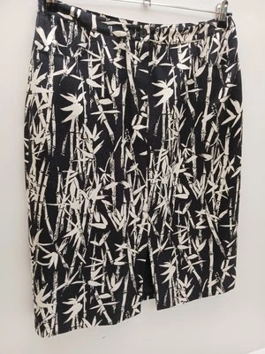 Jaeger Silk Black & White Bamboo Skirt size 14 Front pockets, Front Split L 24". - Image 1 of 4