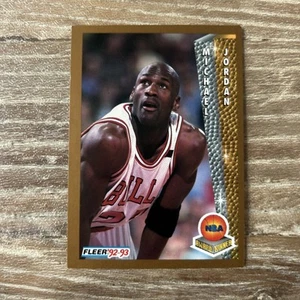 MICHAEL JORDAN | 1992-93 Fleer - Award Winner #246 HOF MVP Collectors Card Mint - Picture 1 of 7