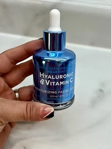 NEU Bella Beauty Hyaluron & Vitamin C feuchtigkeitsspendendes Gesichtsserum 2,0 fl. Oz. - Bild 1 von 7