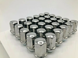 32 Chevy Silverado GMC Sierra 2500 3500 HD Factory Lug Nuts 14x1.5 22mm - Picture 1 of 3