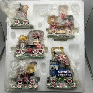 Danbury Mint Peanuts Valentine Express Zug 5er Set Snoopy Charlie Brown NEU - Bild 1 von 10