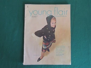 YOUNG FLAIR Magazin Oktober 1963 Vol1 # 1 Damen Teen Kleidung Mode Accessoires MCM - Bild 1 von 12