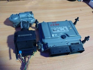 06 07 Mercedes-Benz W203 C230 Engine Control EIS Ignition W Key A2721531791 - Picture 1 of 7