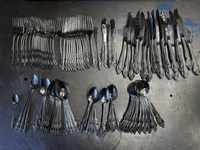 Oneida Community BRAHMS 104pc Vtg Stainless Silverware Flatware Service Used - Image 1 of 4