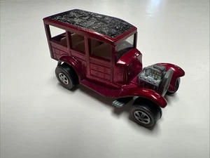 Vintage 1969 Hot Wheels Redlines Rose Classic ‘31 Ford Woody White Interior - Picture 1 of 6