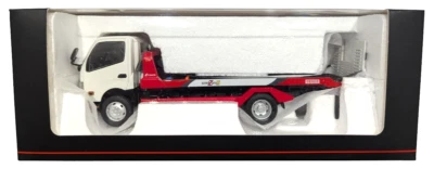 1:43 Scale Kyosho 67391WS HINO Dutro with Kyokuto Flatop Zero II Recovery Truck - Image 1 of 2