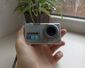 š„Olympus FE-350 Wide Silver 8.0MP digital cameraš„WORKing Battery Chargerš„ - Picture 1 of 7