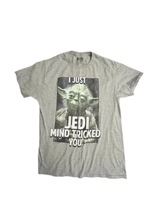 Star Wars Men’s Medium Gray Graphic T-Shirt by Mad Engine Yoda Jedi Mind Trick - Picture 1 of 7