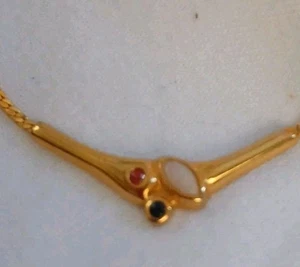 Vintage goldfarbene V-Halskette mit mehrfarbigen Strasssteinen elegant und klassisch 17 Zoll - Bild 1 von 5