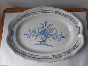 Ancien plat ovale faience Cul noir Nord Rouen XVIIIème. Antique dish plate - Picture 1 of 12