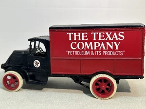 Texaco Gas Replica 1925 Delivery Truck Bank Ertl Diecast Oil Petro Made in USA - Picture 1 of 19