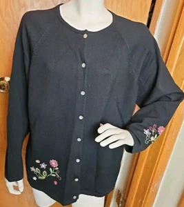Paraphrase Wool Button Front Cardigan Sweater Womens 1X Black Floral Embroidery - Bild 1 von 8