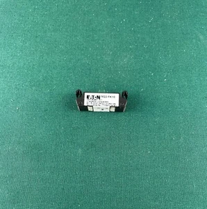 Eaton RMQ-Titan Kontaktelement flach, Schließer M22-FK10 (Frontbefestigung) - Picture 1 of 1