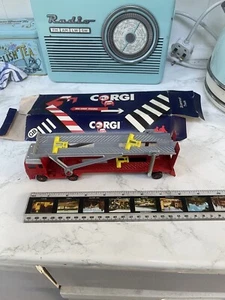 Corgi Volvo Car Transporter With Box - Picture 1 of 3