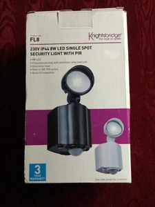 Knightsbridge 230V IP44 8W LED Single Spot Black Security Light with PIR - FL8BK - Picture 1 of 10