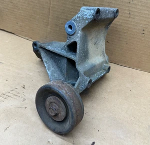 Soporte de montaje de compresor de aire acondicionado alternador superior 91-95 Jeep Wrangler YJ 2,5 L 4,0 - Imagen 1 de 7