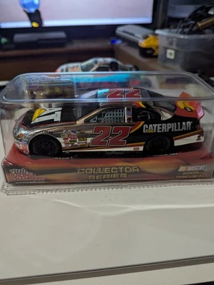 CAMPEONES DE CARRERAS 1/24 2005 SCOTT WIMMER #22 ORUGA PLATA CROMO 1 DE 1500 Foto 1 de 4