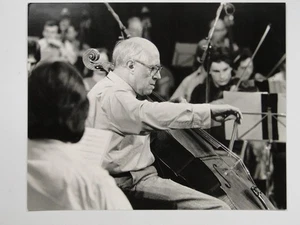 Rostropovich Cellist Penderecki Philharmonia Aldeburgh Festival 1984 VTG Photo - Picture 1 of 2