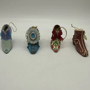4 adornos de zapatos de fantasía Ashton Drake de colección Stepping In Time reliquia - Imagen 1 de 10