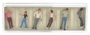 72402 Preiser OO Gauge Walking Figures x6 (Pre-Owned) - Picture 1 of 1