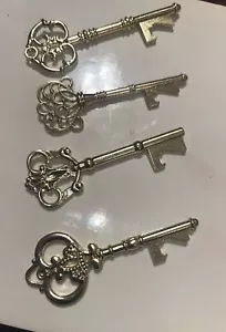 4 apribottiglie chiave scheletro ornato gotico medievale barista tono oro - Foto 1 di 4