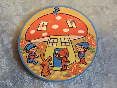 Vintage Simplex Wooden Puzzle - Gnomes and Mushroom - Image 1 of 4