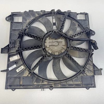 Conjunto de ventilador de refrigeración radiador eléctrico Chevrolet Camaro SS 16-24 OEM Foto 1 de 4