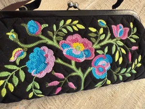 Vera Bradley Retired Floral Microfiber Kisslock Veronique Clutch LIMITED EDITION - Picture 1 of 9