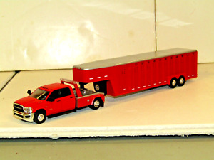 greenlight red Ram 3500 crew cab w/tandem red Livestock trailer 1/64---