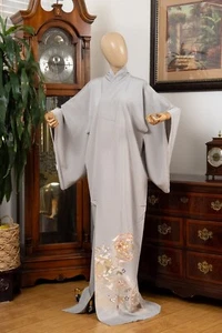 DEAR VANILLA JAPANESE SILK TOMESODE KIMONO WOMEN'S AUTHENTIC JAPAN MADE VINTAGE - Picture 1 of 9