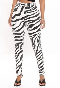 NWT Fashion Nova Have You Herd Zebra Skinny Jeans Black/White Woman's 1 - Picture 1 of 4