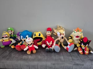 SONIC THE HEDGEHOG AND MARIO BROS PLUSH SOFT TOY BUNDLE VGC - Picture 1 of 7