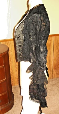 Excepcional Top Corpiño Victoriano Completamente Cubierto con Encaje Chantilly Foto 1 de 4