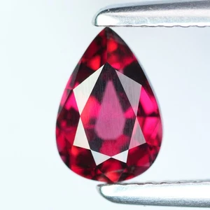 1,56 Ct Pera Perfetta 8,2 x 5,7 MM 100% Naturale Viola Rosa Mozambico Rodolite - Foto 1 di 8