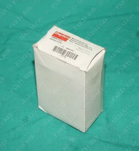Condensador Dayton 2MDY8A 10MFD ovalado 440VAC NUEVO - Imagen 1 de 3