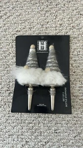 Hofburg Interiors Gnome Won’t Bottle Stoppers NWT - Picture 1 of 5