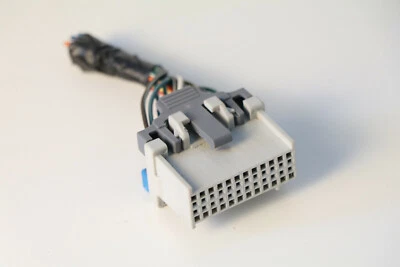 Chevrolet Tahoe Instrument Cluster Odometer Plug Wiring Jack Pigtail 1999-2006  - Image 1 of 3