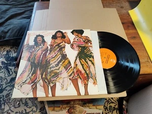 1D  The Three Degrees: Standing Up For Love, 1977 Epic 34385 LP NM/NM. CLEAN -  - Picture 1 of 2