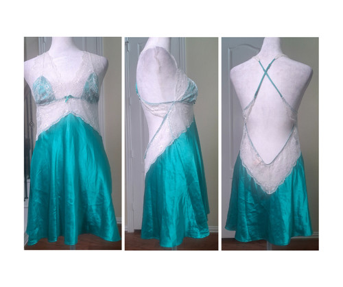 UNDERCOVER Abito Victoria's Secret raso pizzo slip Negligee M coquette schiena bassa tracolla incrociata