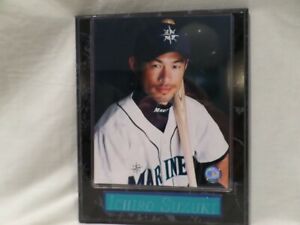 ICHIRO SUZUKI-SEATTLE MARINERS 2001  PHOTO WALL FRAME-PLAQUE-PHOTO IS 8X10 