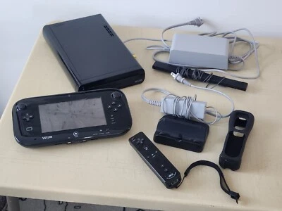 Wii U Black 32GB Deluxe Console Video Game Nintendo WiiU US NTSC Tested Complete - Image 1 of 4