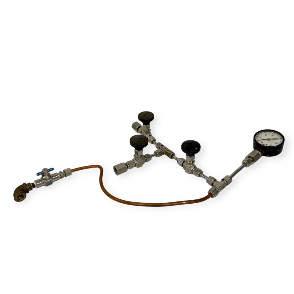 Swagelok SS-1RS4 5000PSI Integral Bonnet Needle Valves ADZC 189147001 with Gauge - Image 1 of 4