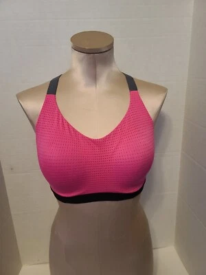 Victoias Secret Light Weight Sports Bra  Size 36D Colors Pink/grey & Black - Image 1 of 4