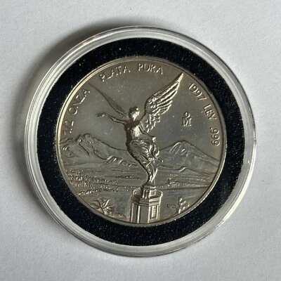 MEXICO 1997 1/2 ONZA PLATA LIBERTAD GEMA BU FECHA ESCASA solo 20.000 acuñadas Foto 1 de 4