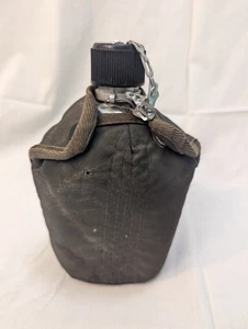 Vintage US Military Army Metal Aluminum Canteen Made Japan Lid Fabric Korean War - Foto 1 di 8