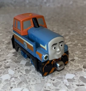 Thomas & Friends Take N Play Along Den Diesel Diecast Engine Train 2012 - Imagen 1 de 9