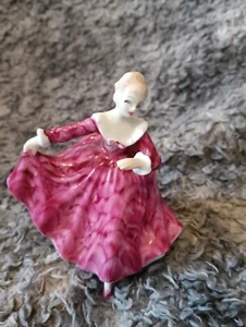 Royal Doulton Kirsty HN 3213 1970 in Beautiful Condition - Picture 1 of 9
